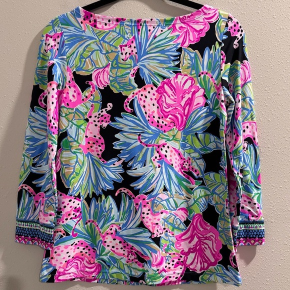 Lilly Pulitzer XS Onyx Jaguar Jungle Floral Everlynn UPF Chilly Lilly Top Summer - Picture 2 of 6